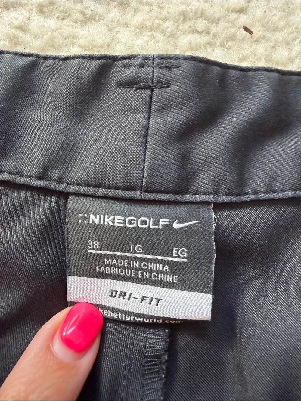 Nike Men's Black Flat-Front Performance Shorts 38